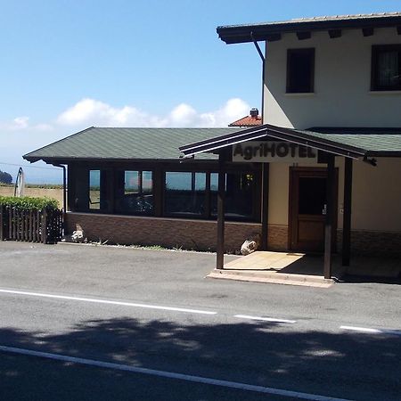 Agrihotel Papaya San Pietro Apostolo 外观 照片