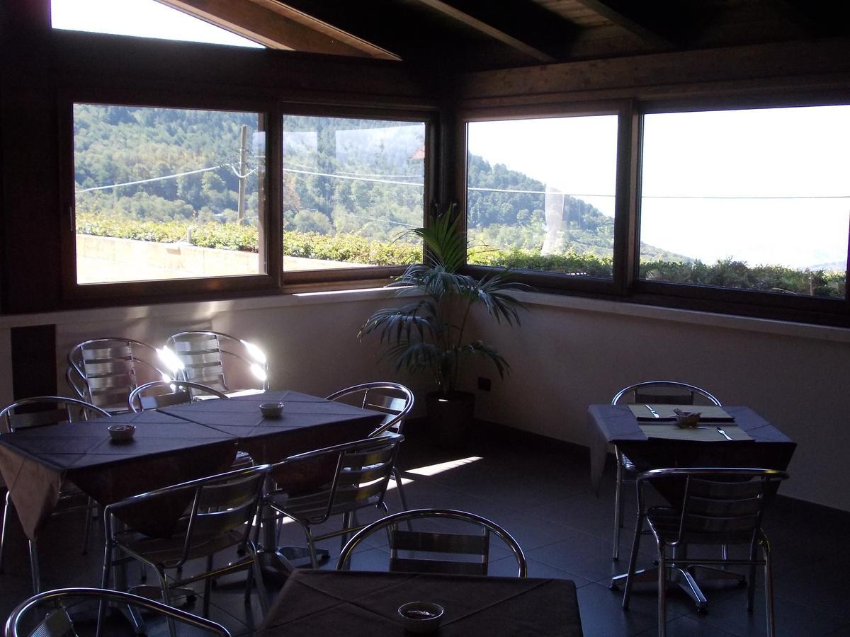 Agrihotel Papaya San Pietro Apostolo 外观 照片